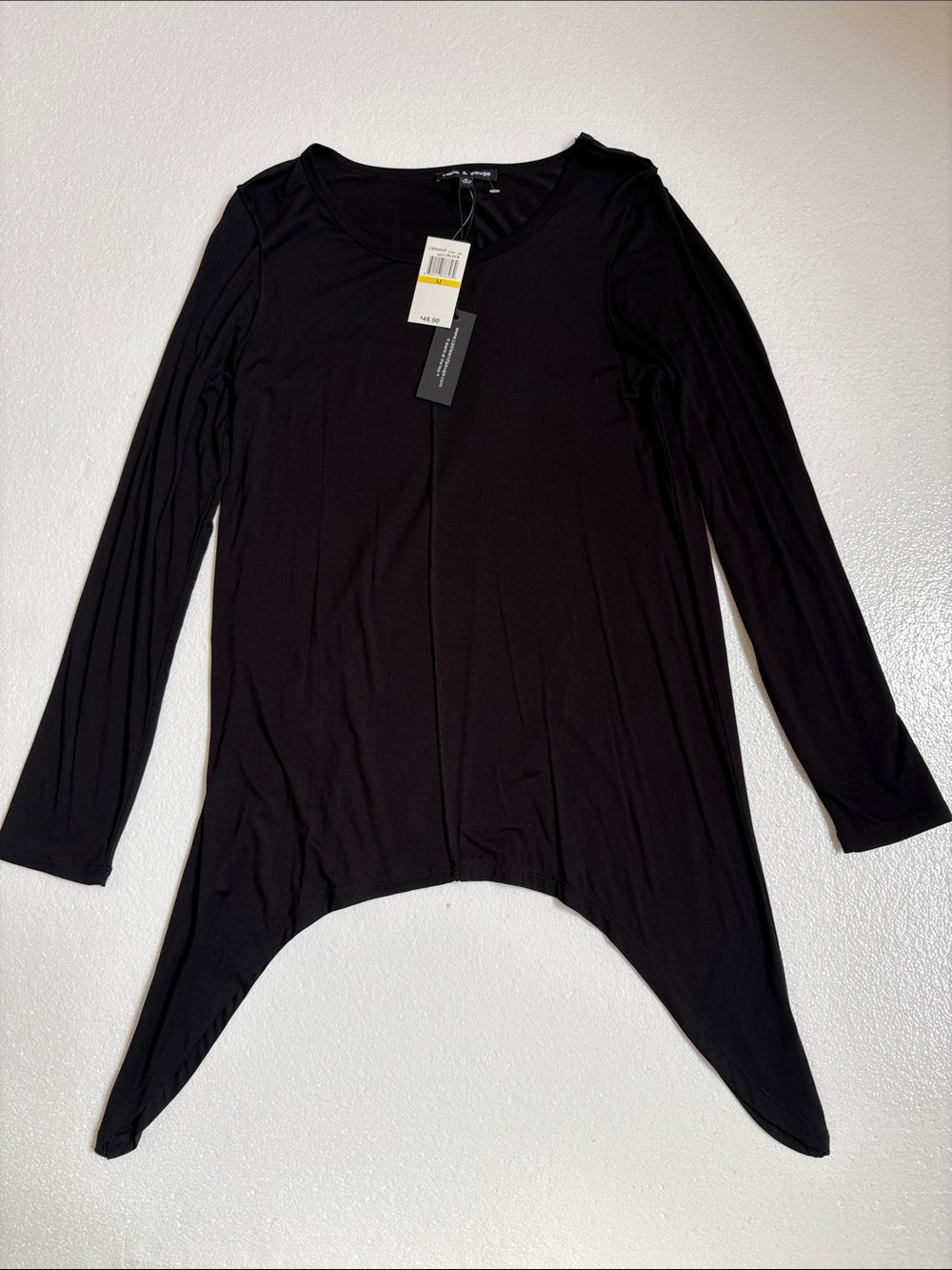 NWT Ladies Cable & Gauge Black LS Asymmetric Hem Crew Neck Tunic Top Size M